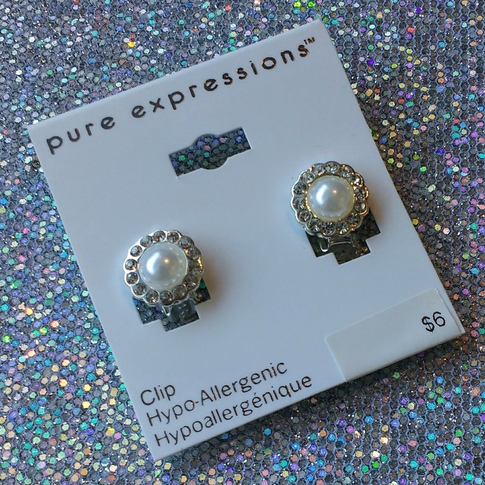 🍓4/$10 CLIP-ON Faux Pearl Earrings